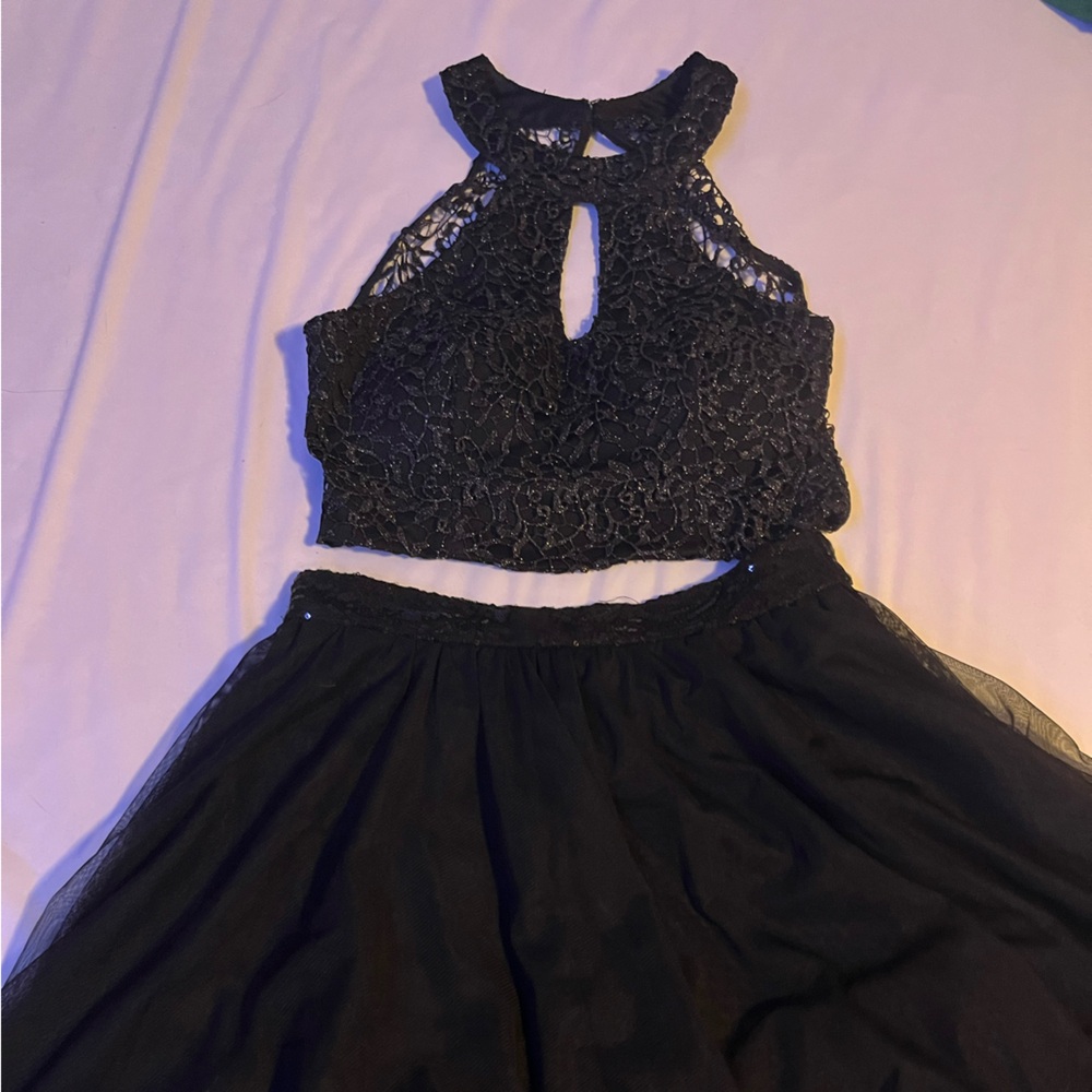 Elegant Black Lace dress